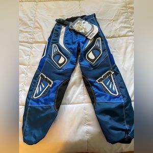 MSR Axxis Motocross Pant Youth size 18